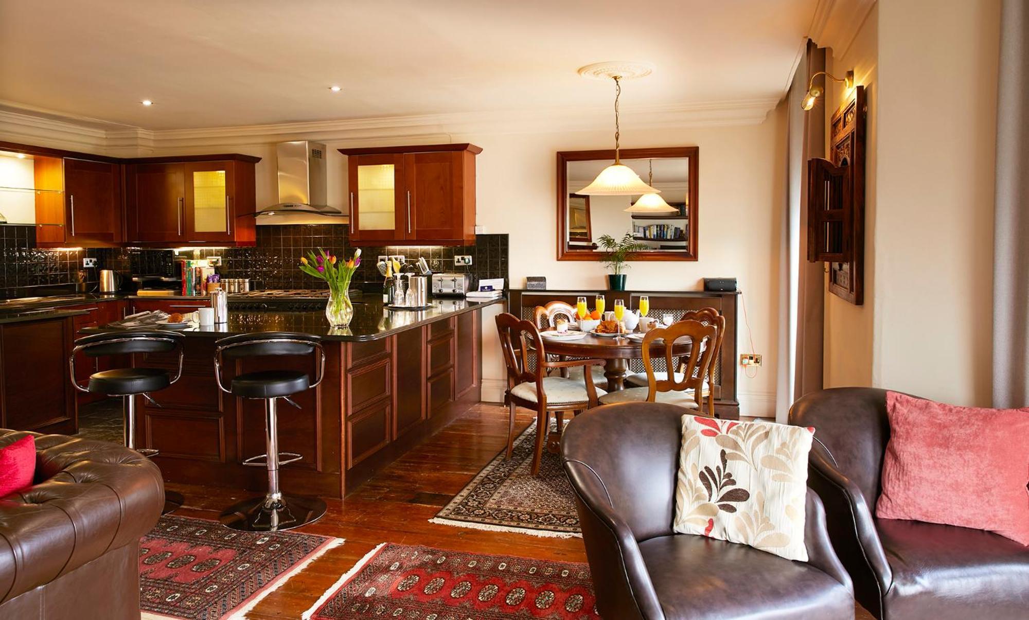 Mansion House Guest house 5*
